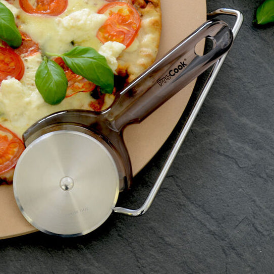 Acrylic Pizza Cutter Black - ProCook